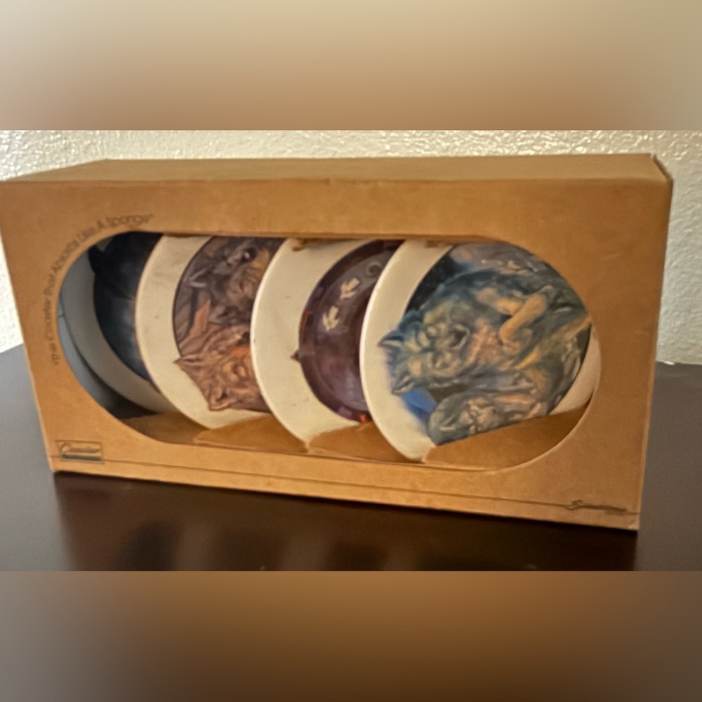 Wolf Sandstone Coaster Set | Rustic Cabin Lodge Decor | Wildlife Nature Coasters - Picture 4 of 6